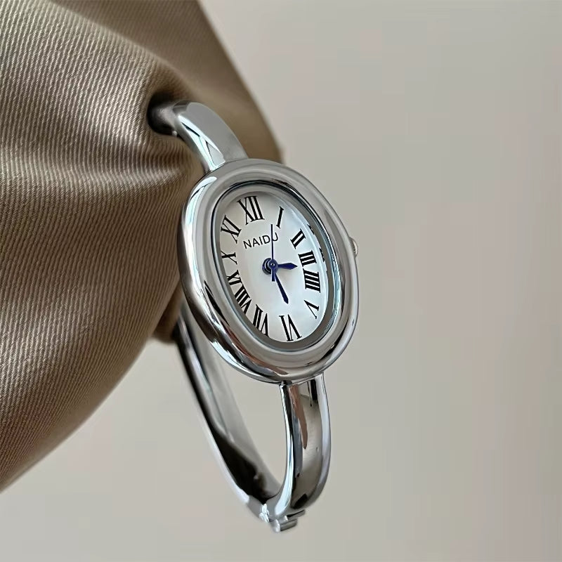 Simple and Stylish Roman Scale Women'S Bracelet Watch Oval Quartz Watch
