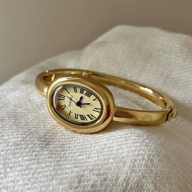 Simple and Stylish Roman Scale Women'S Bracelet Watch Oval Quartz Watch